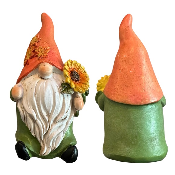 Resin Flower Gnome Figure (set of 4) Garden Decor - Picture 3 of 5
